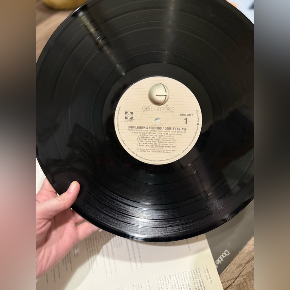 John Lennon and Yoko Ono Double Fantasy Vinyl Record - Picture 4 of 5